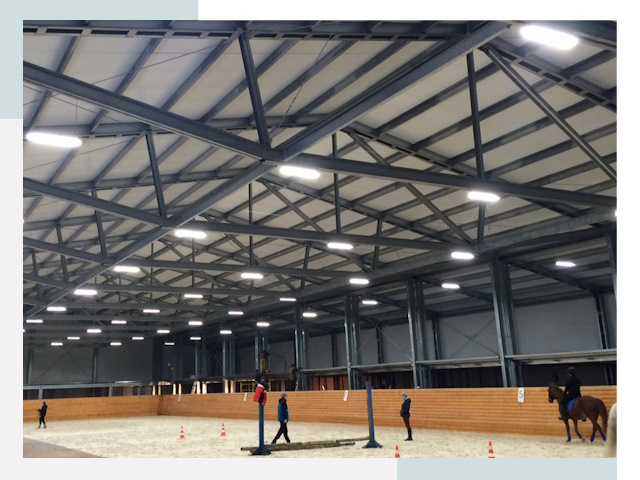 Строительство конных манежей от 638 руб в Каменск-Уральский